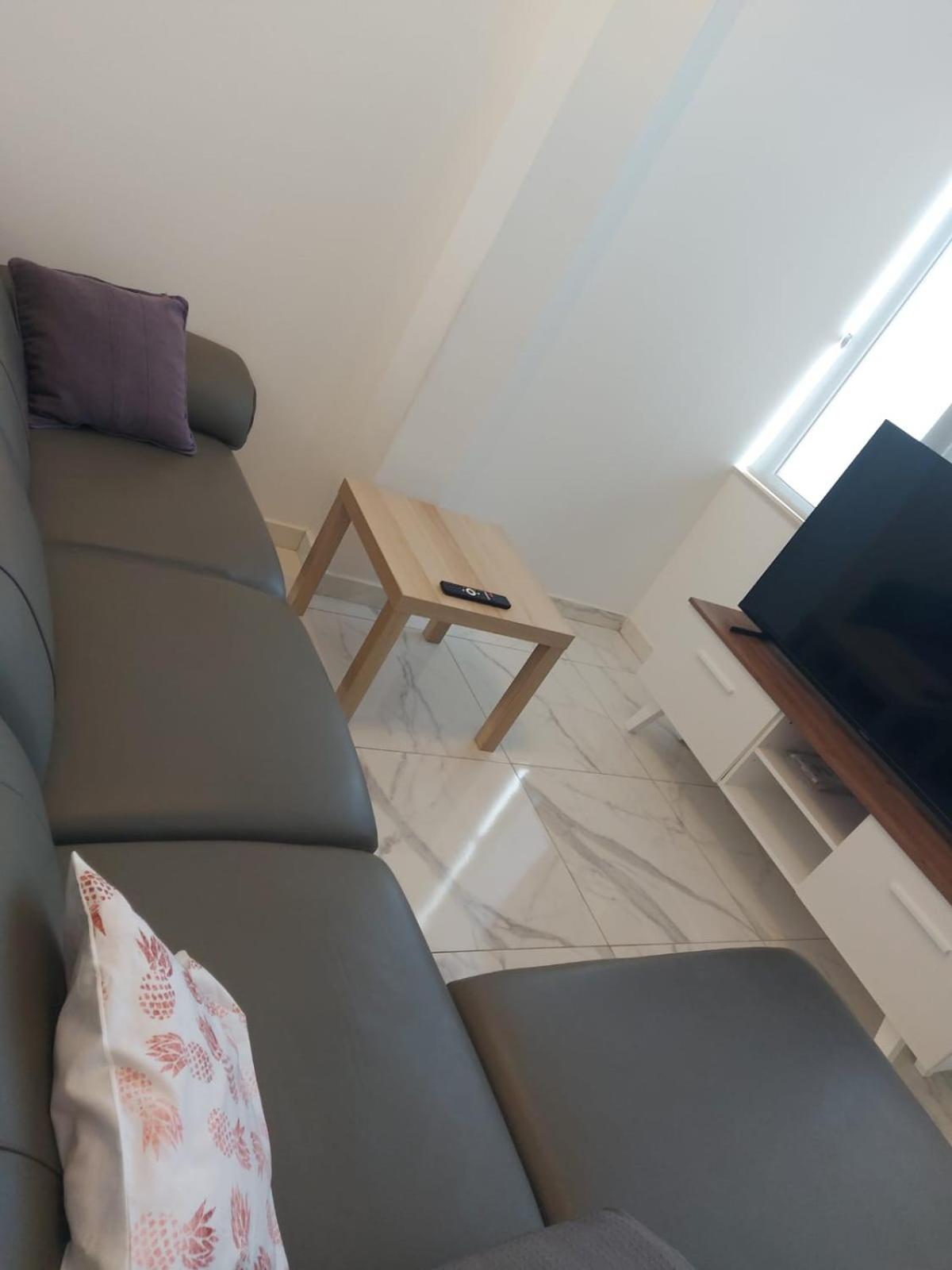 Central Apartment In Swieqi Is-Swieqi Zewnętrze zdjęcie