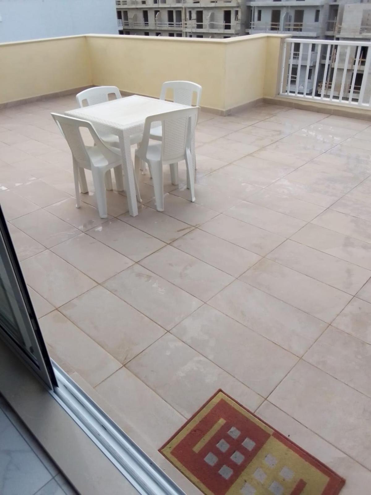 Central Apartment In Swieqi Is-Swieqi Zewnętrze zdjęcie